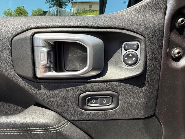 used 2021 Jeep Gladiator car, priced at $27,999