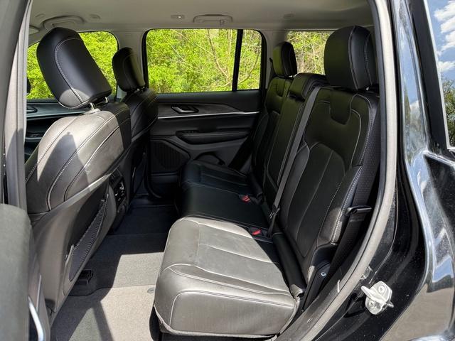 used 2023 Jeep Grand Cherokee car, priced at $31,999
