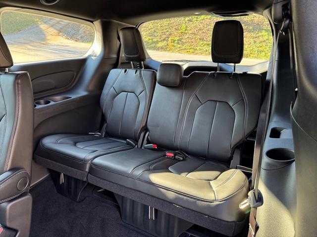 used 2025 Chrysler Pacifica car, priced at $36,999