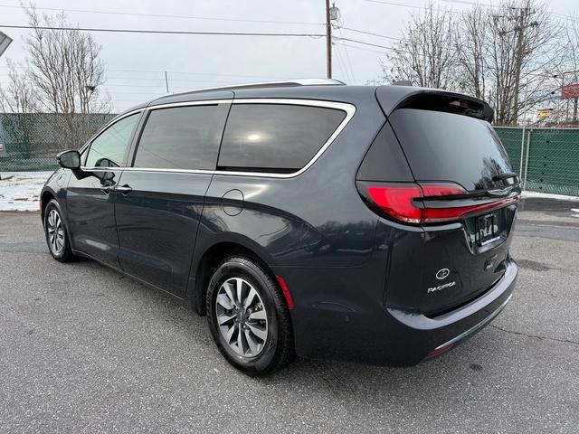 used 2021 Chrysler Pacifica Hybrid car, priced at $16,999