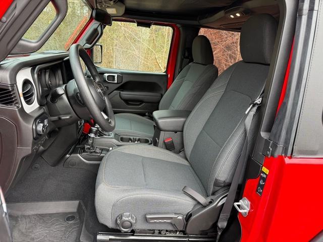 used 2025 Jeep Wrangler car, priced at $32,999