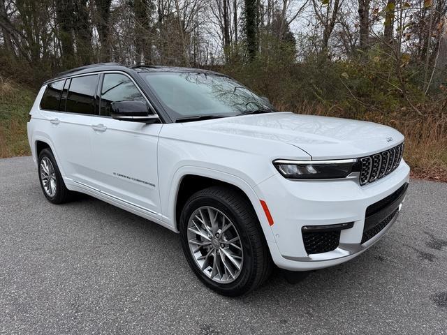 new 2025 Jeep Grand Cherokee L car, priced at $56,999
