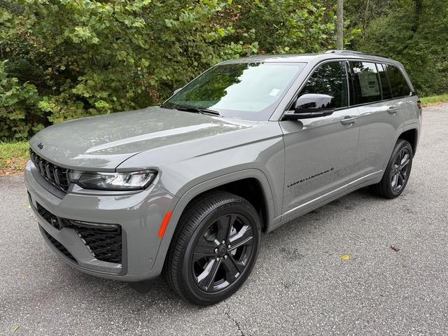 new 2027 Jeep Grand Cherokee car, priced at $53,390