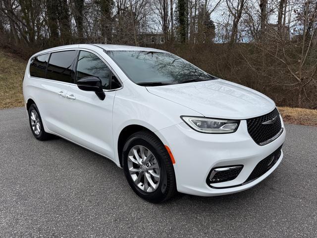new 2026 Chrysler Pacifica car, priced at $44,890