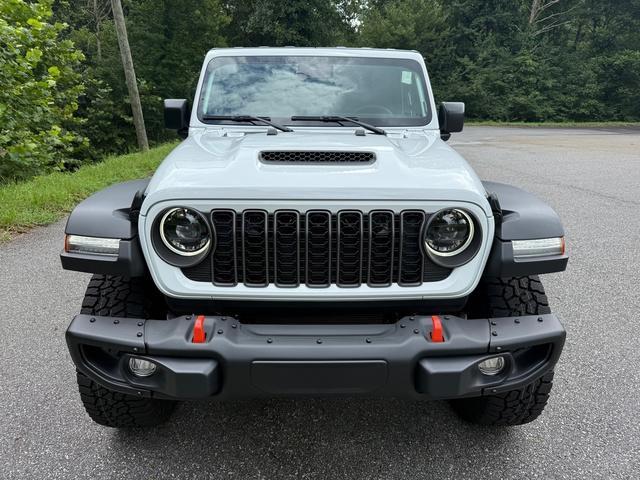 new 2025 Jeep Gladiator car, priced at $48,999