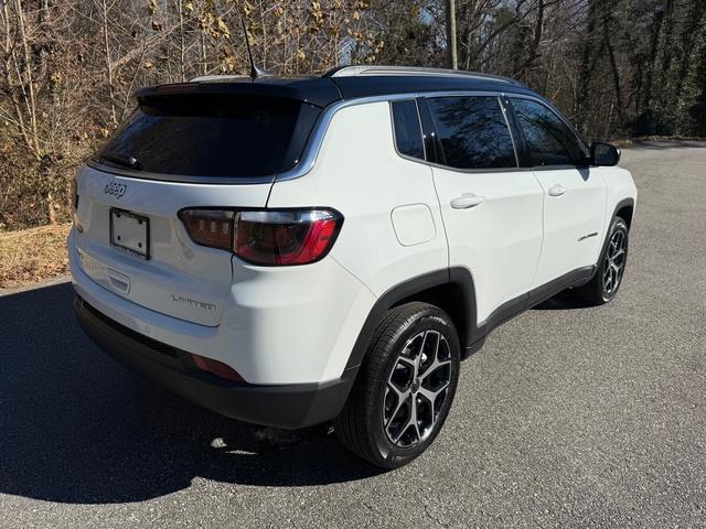 new 2026 Jeep Compass car, priced at $33,690
