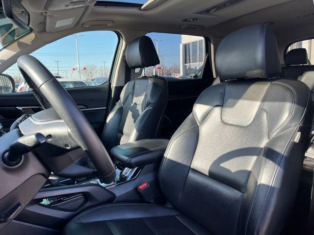 used 2023 Kia Telluride car, priced at $31,266