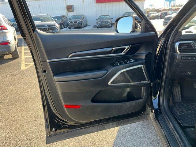 used 2023 Kia Telluride car, priced at $31,266