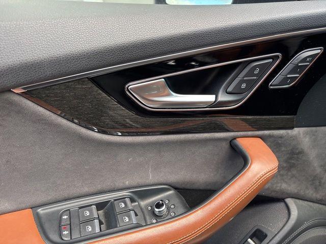 used 2019 Audi Q7 car, priced at $20,989