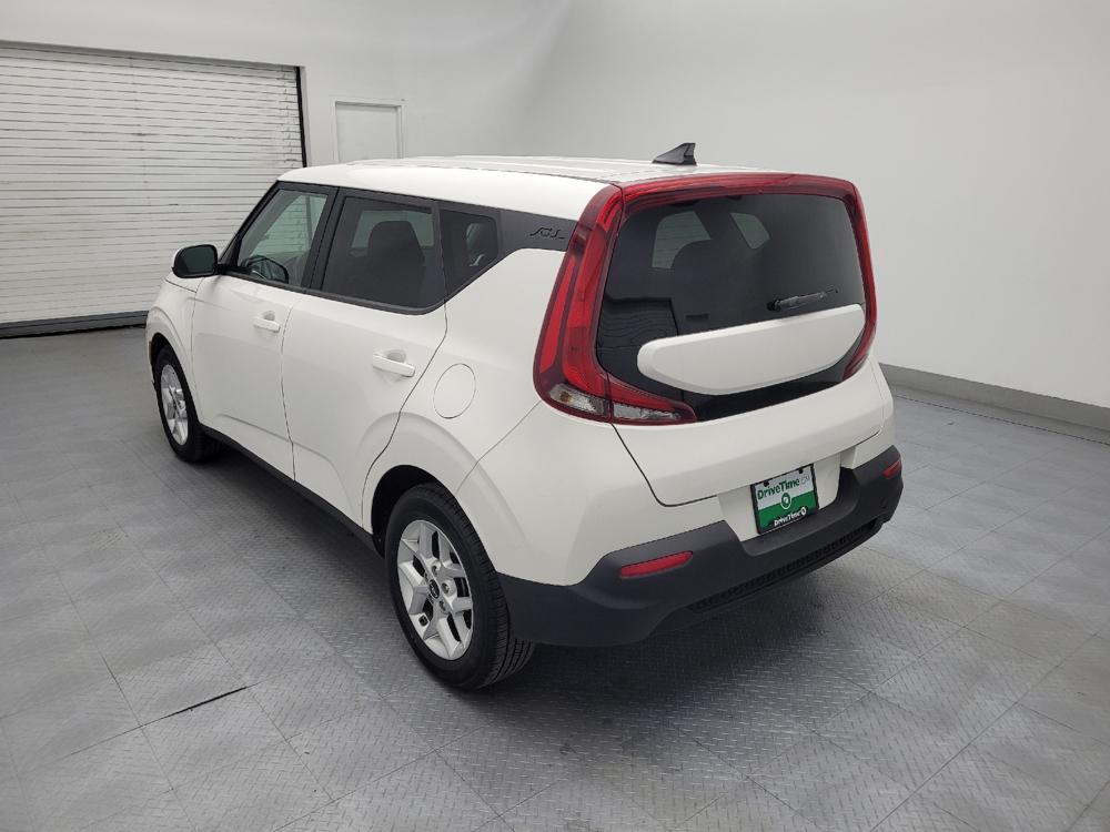 used 2022 Kia Soul car, priced at $17,495