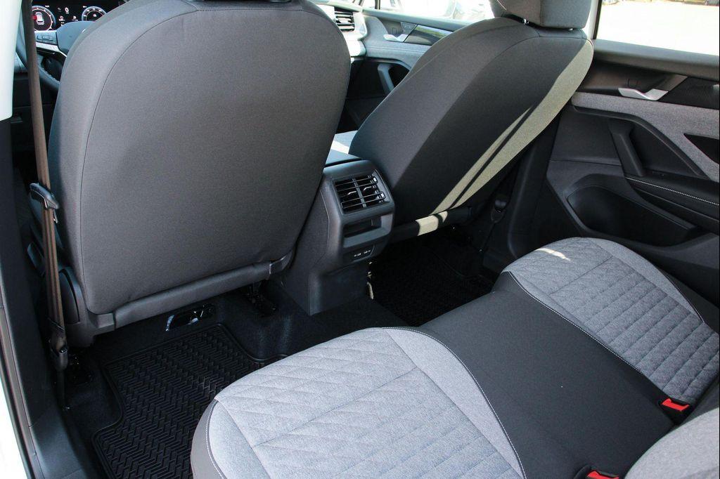 used 2025 Volkswagen Tiguan car, priced at $29,295