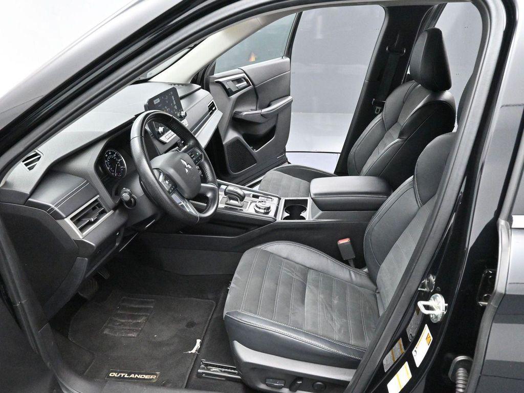 used 2022 Mitsubishi Outlander car, priced at $21,000
