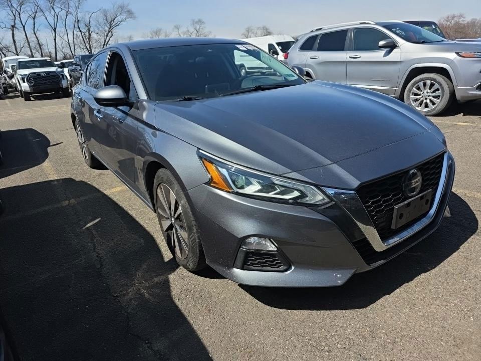 used 2022 Nissan Altima car, priced at $17,000