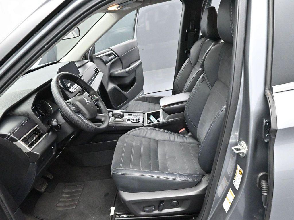 used 2022 Mitsubishi Outlander car, priced at $21,800