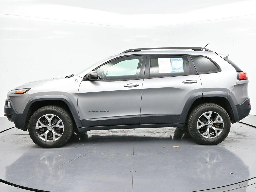 used 2015 Jeep Cherokee car, priced at $11,000