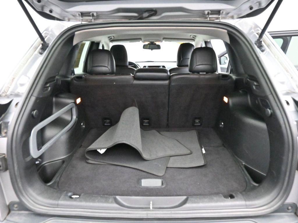 used 2015 Jeep Cherokee car, priced at $11,000