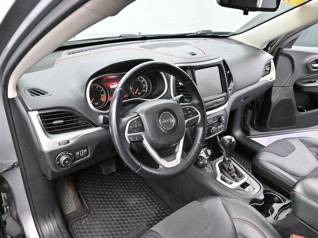 used 2015 Jeep Cherokee car, priced at $11,000