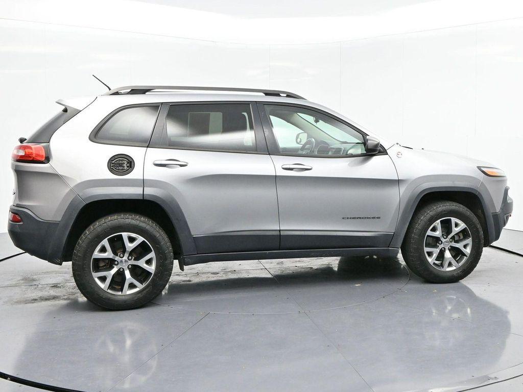 used 2015 Jeep Cherokee car, priced at $11,000