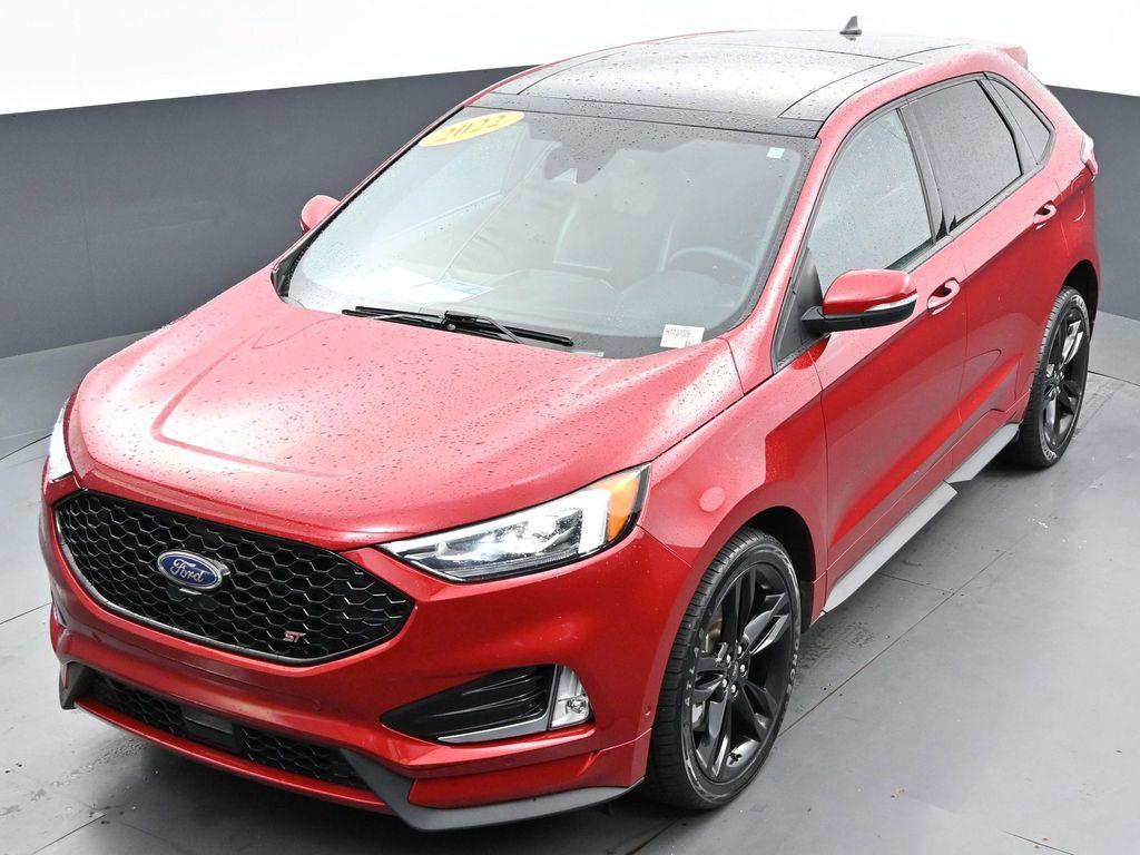 2022 Rapid Red Metallic Tinted Clearcoat Ford Edge