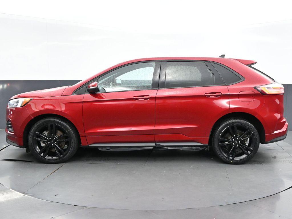 2022 Rapid Red Metallic Tinted Clearcoat Ford Edge