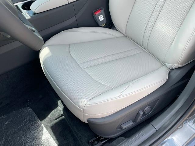 new 2025 Hyundai Sonata Hybrid car, priced at $35,666