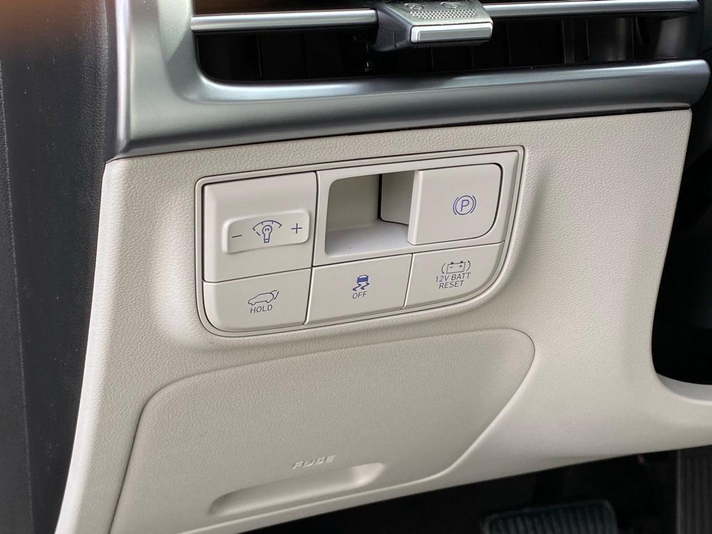 new 2026 Hyundai TUCSON Hybrid car, priced at $42,197