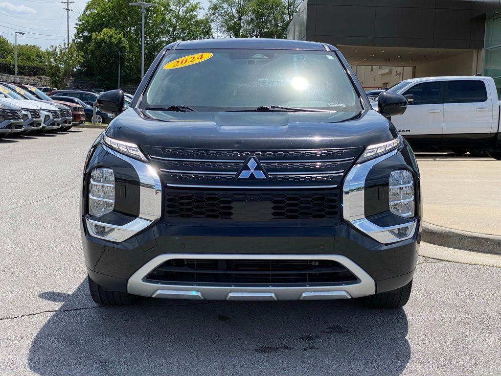 used 2024 Mitsubishi Outlander car, priced at $24,372