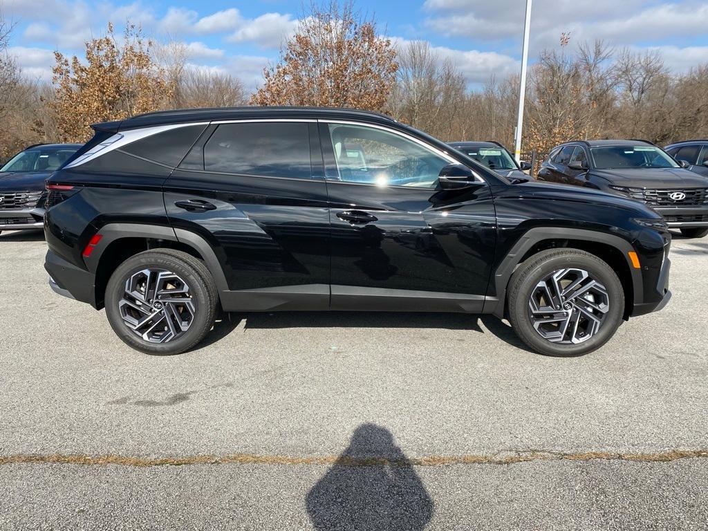 new 2026 Hyundai TUCSON Hybrid car, priced at $42,172