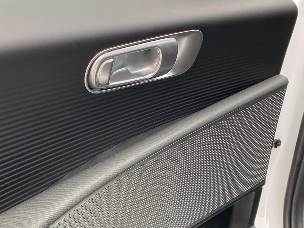 new 2025 Hyundai IONIQ 6 car, priced at $38,065