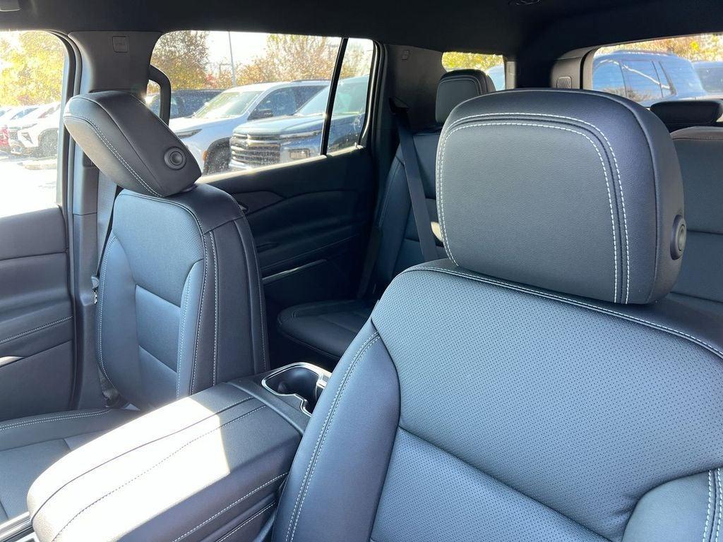 new 2026 Chevrolet Traverse car, priced at $42,257