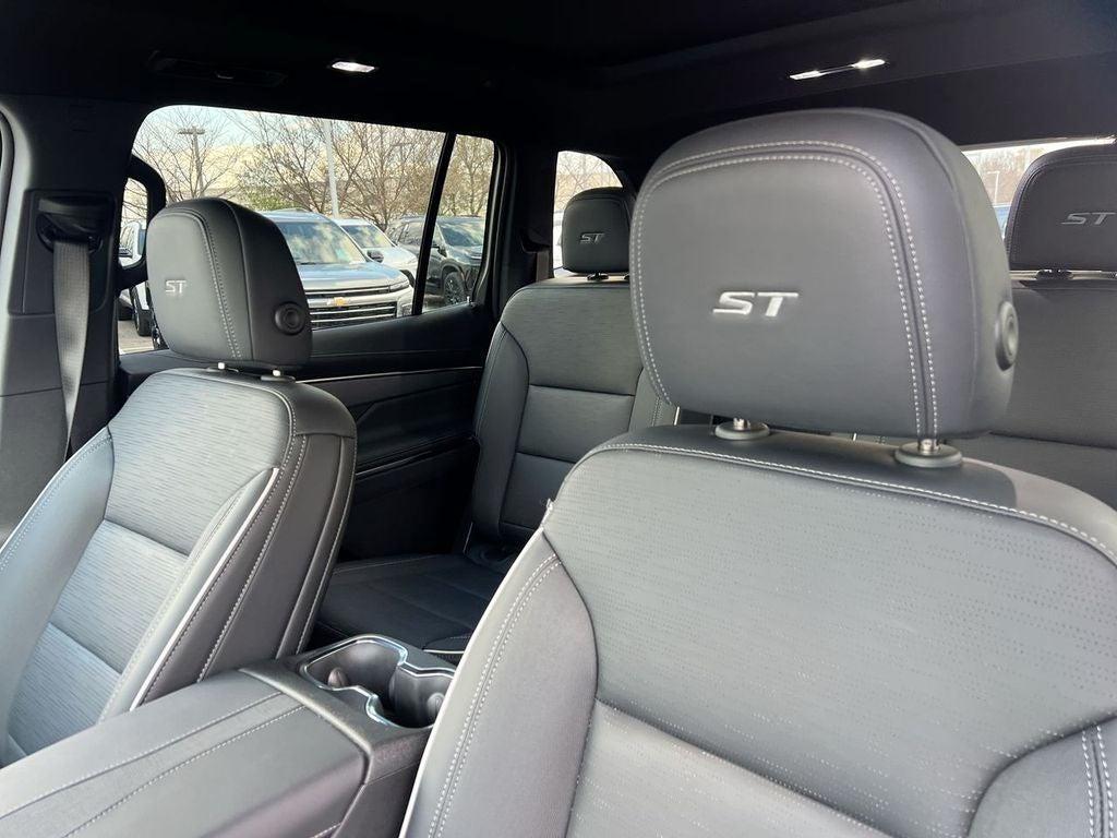 new 2025 Buick Enclave car, priced at $51,534