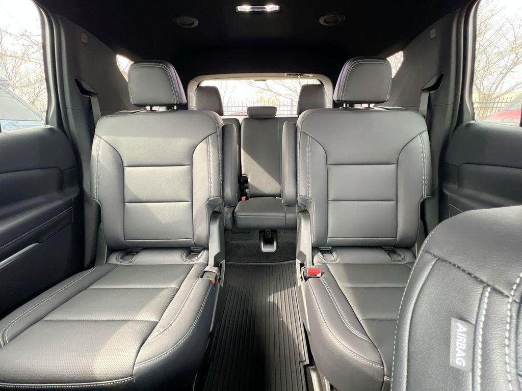 new 2026 Chevrolet Traverse car, priced at $48,125