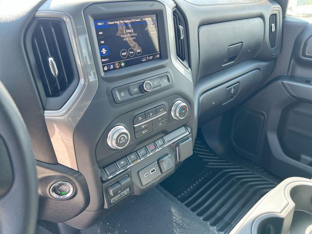 new 2026 GMC Sierra 1500 car, priced at $58,594