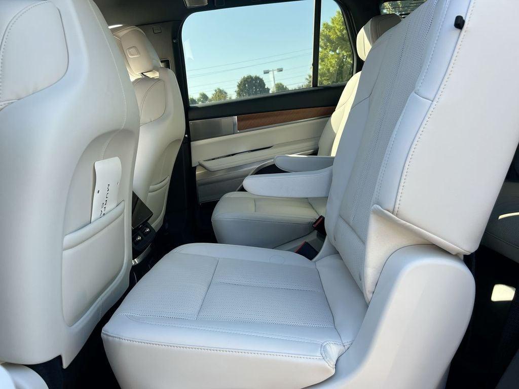 new 2026 Cadillac VISTIQ car, priced at $80,910