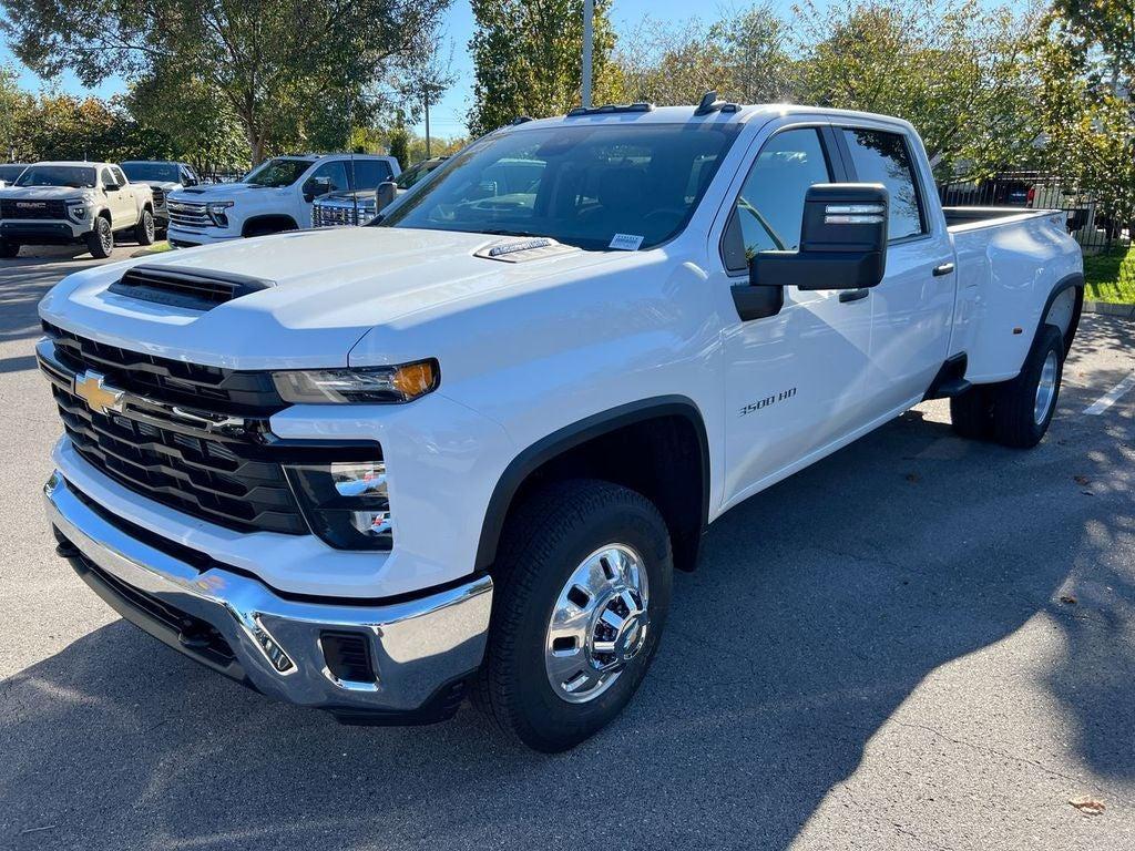 new 2026 Chevrolet Silverado 3500 car, priced at $70,090