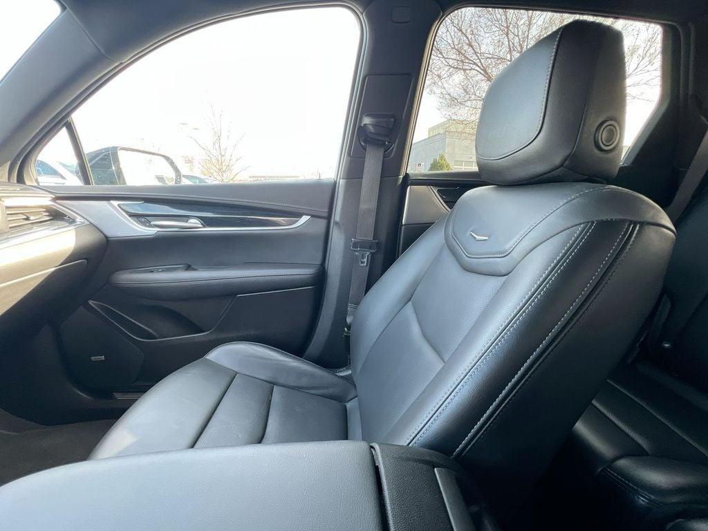 used 2024 Cadillac XT5 car, priced at $33,500