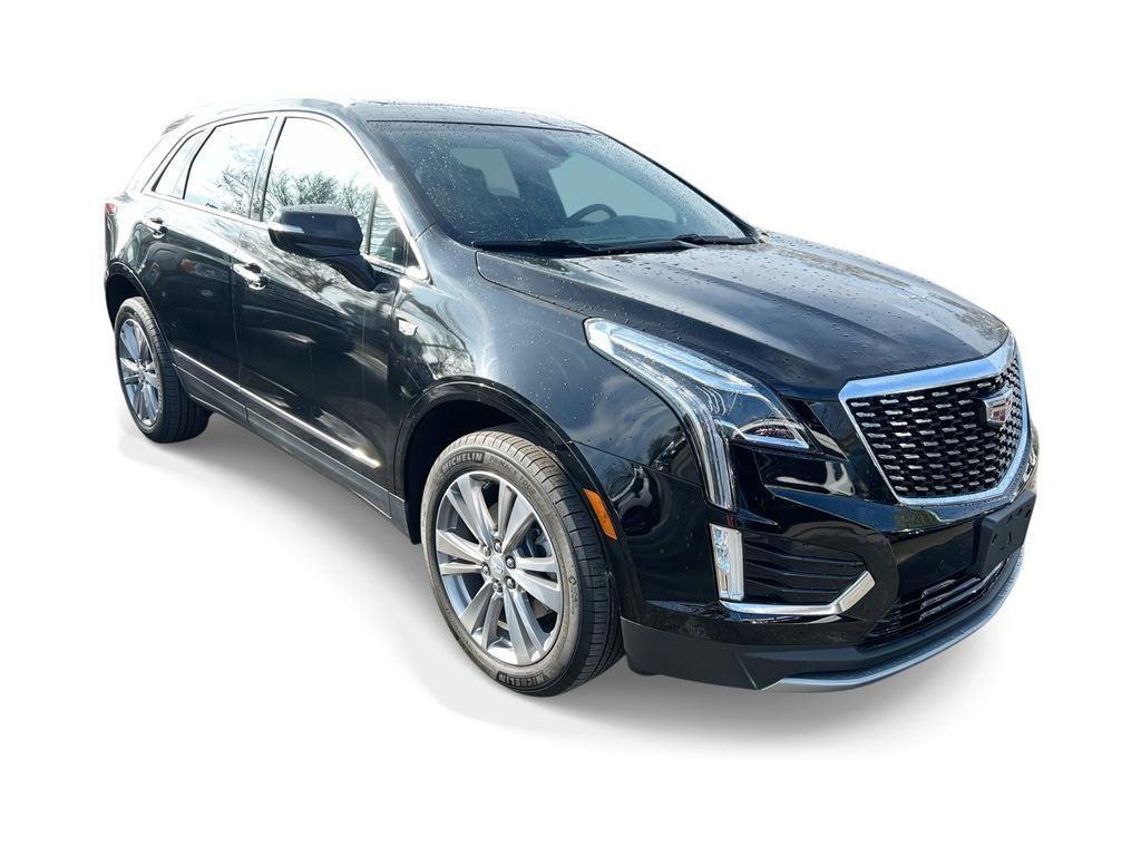 used 2024 Cadillac XT5 car, priced at $33,500