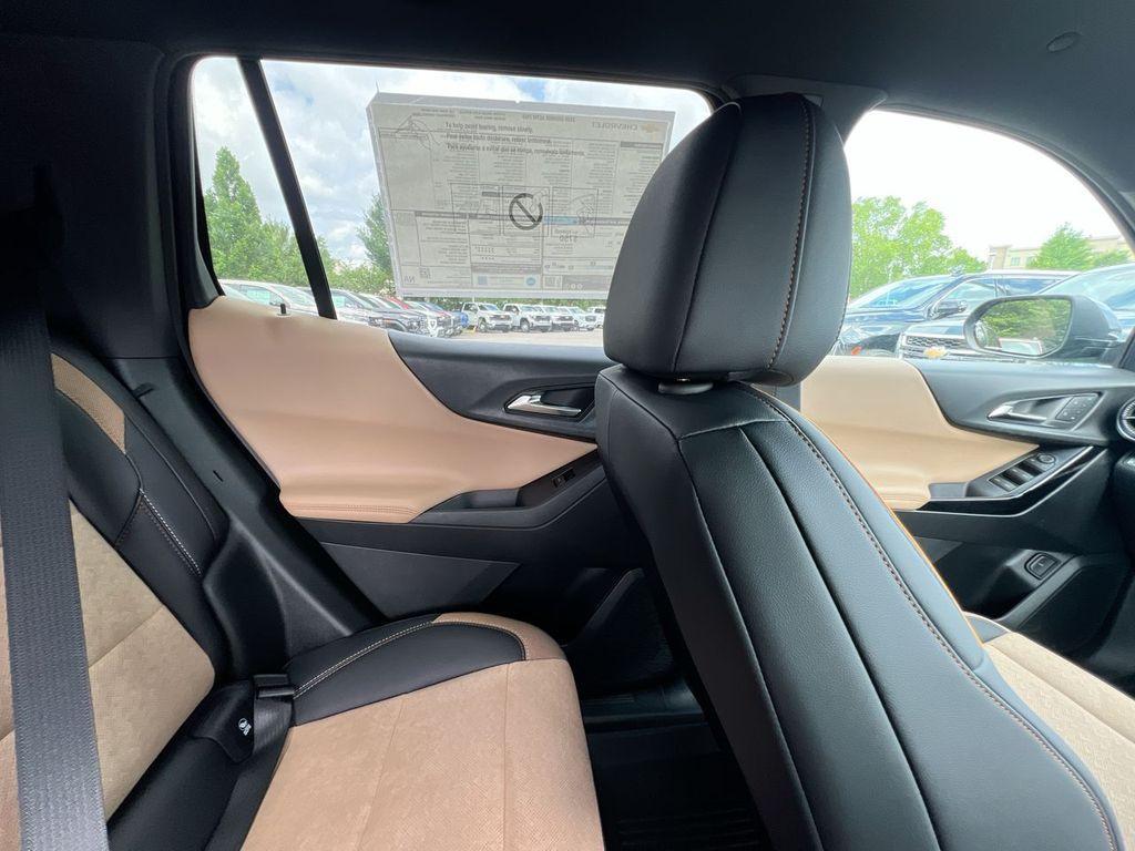 new 2026 Chevrolet Equinox car, priced at $38,712