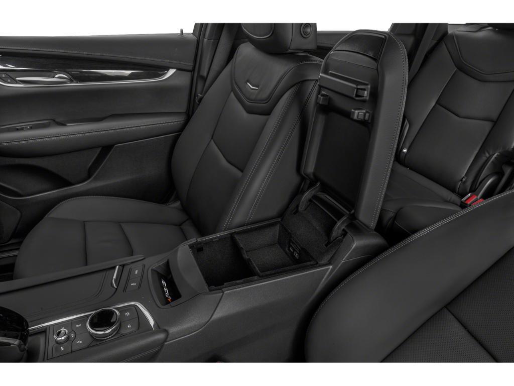 used 2020 Cadillac XT5 car, priced at $16,500