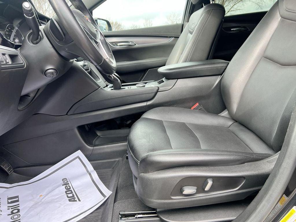 used 2020 Cadillac XT5 car, priced at $16,500