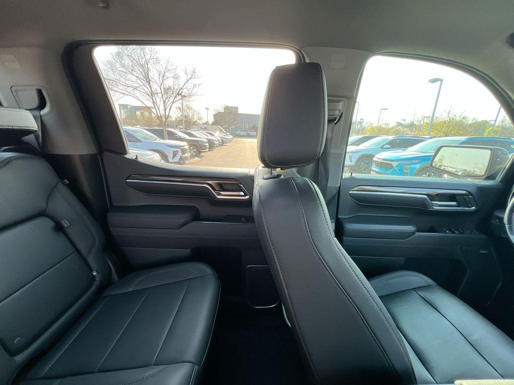 used 2022 Chevrolet Silverado 1500 car, priced at $40,000