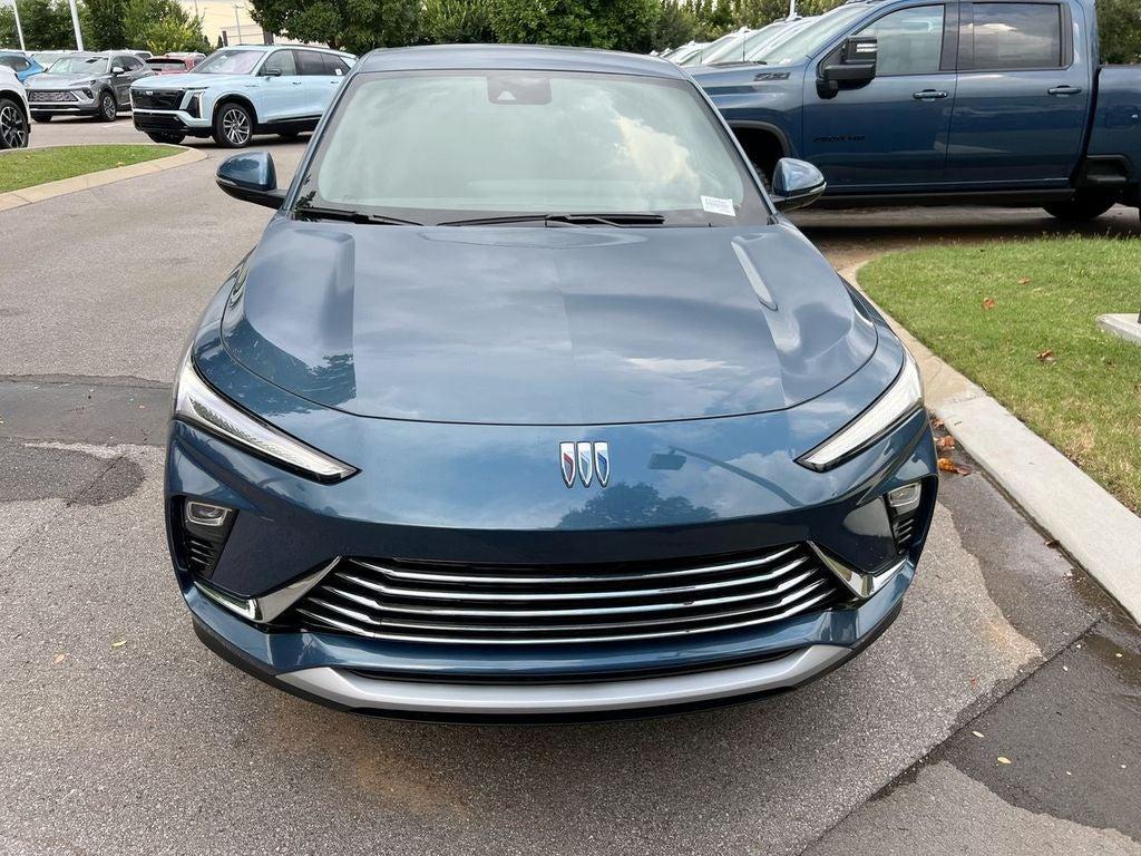 new 2025 Buick Envista car, priced at $26,053