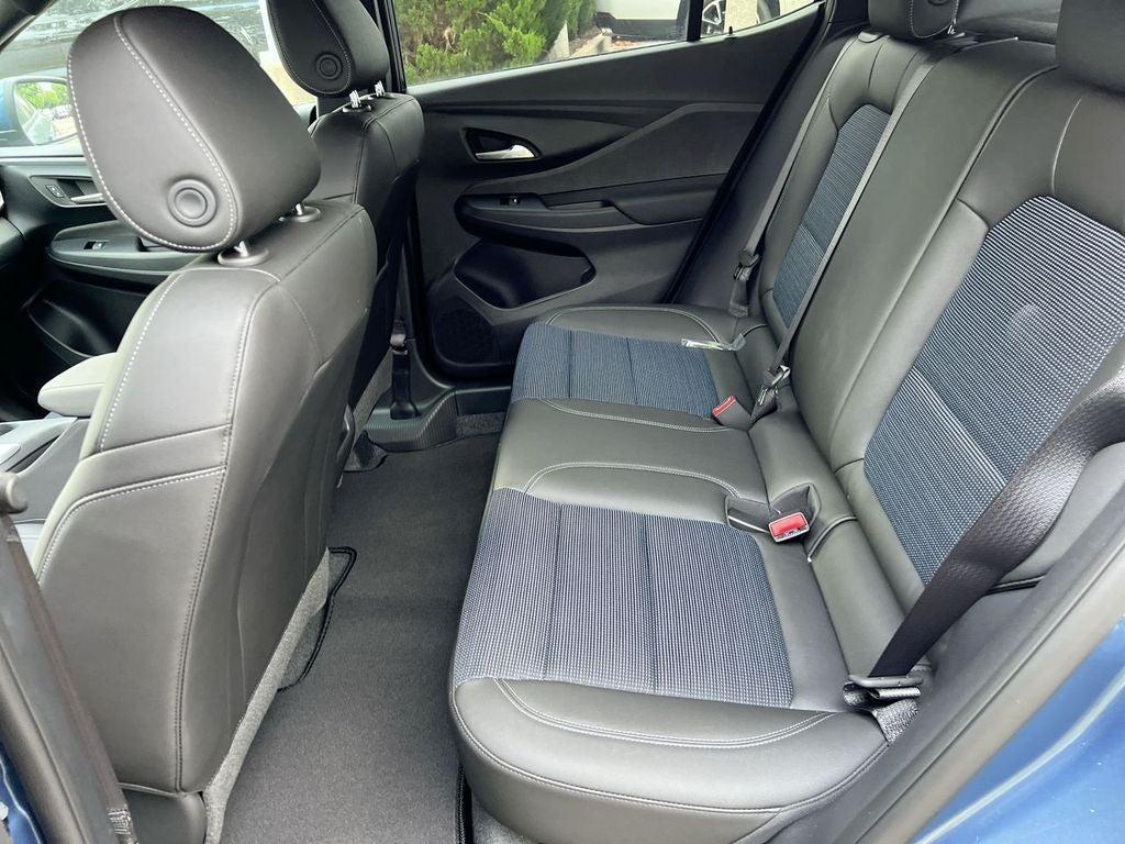 new 2025 Buick Envista car, priced at $26,053