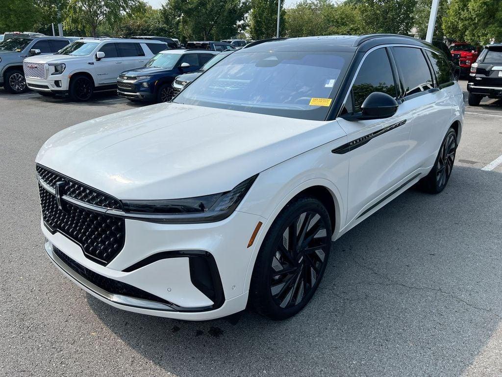 used 2024 Lincoln Nautilus car, priced at $58,500