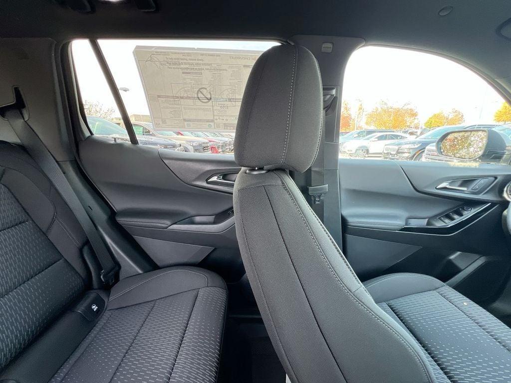 new 2026 Chevrolet Equinox car, priced at $32,150