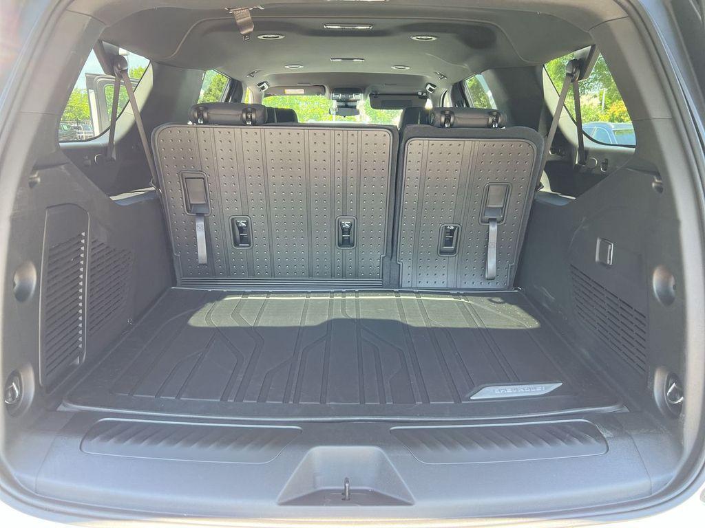 new 2026 Chevrolet Suburban car, priced at $69,559