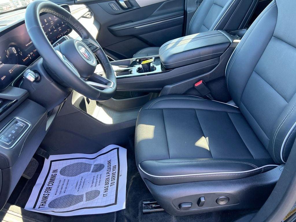 used 2025 Buick Enclave car, priced at $35,000