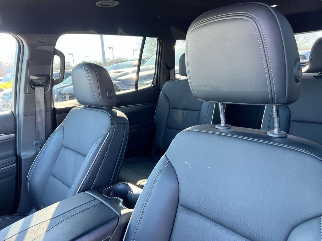 used 2025 Buick Enclave car, priced at $35,000