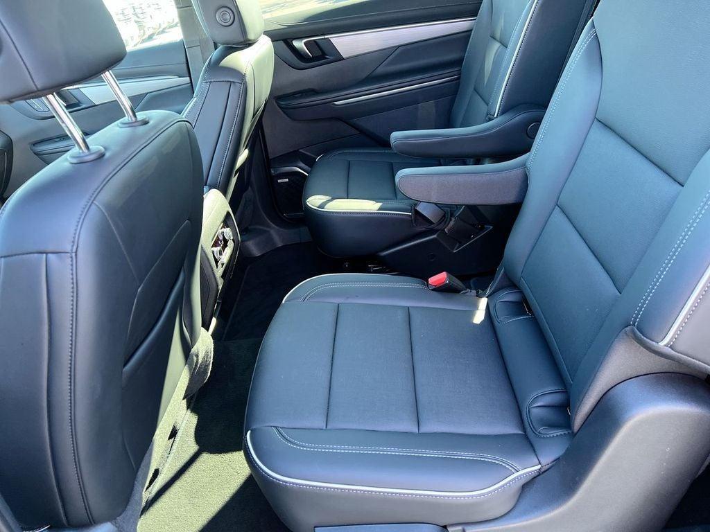 used 2025 Buick Enclave car, priced at $35,000