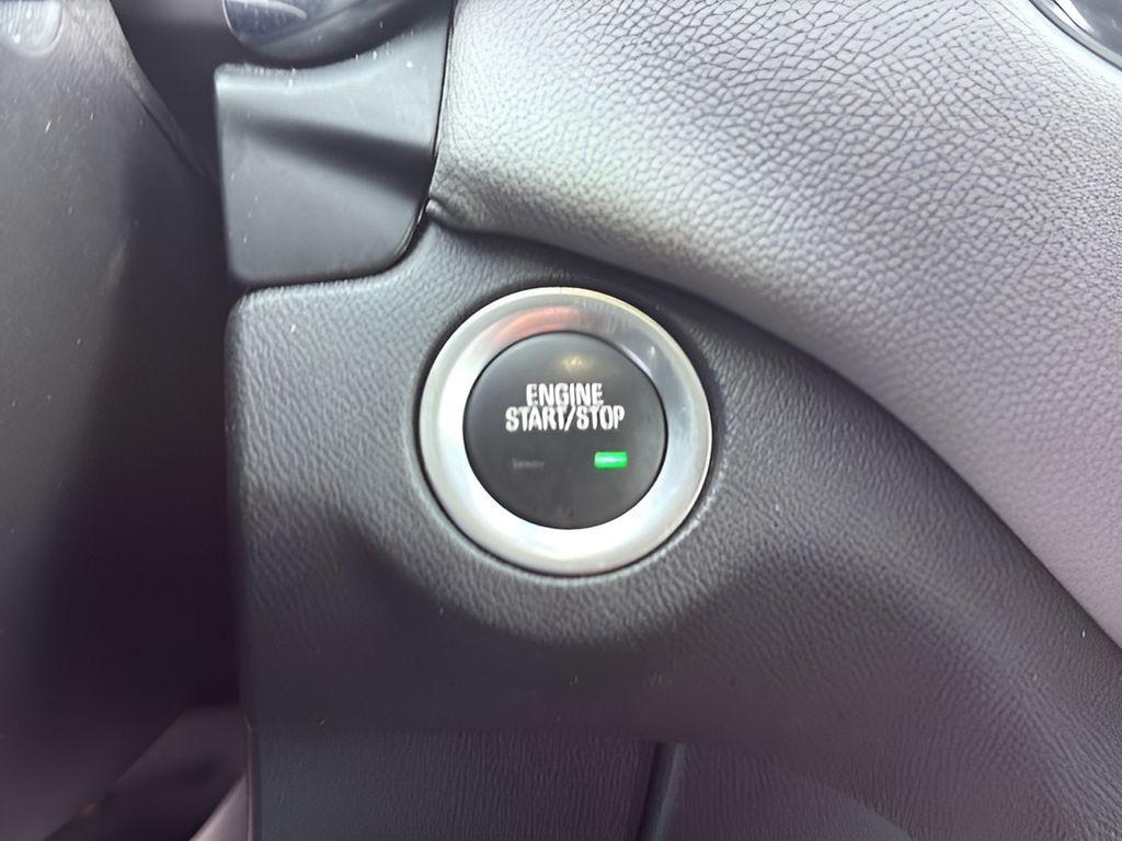 used 2023 Chevrolet Equinox car, priced at $22,649
